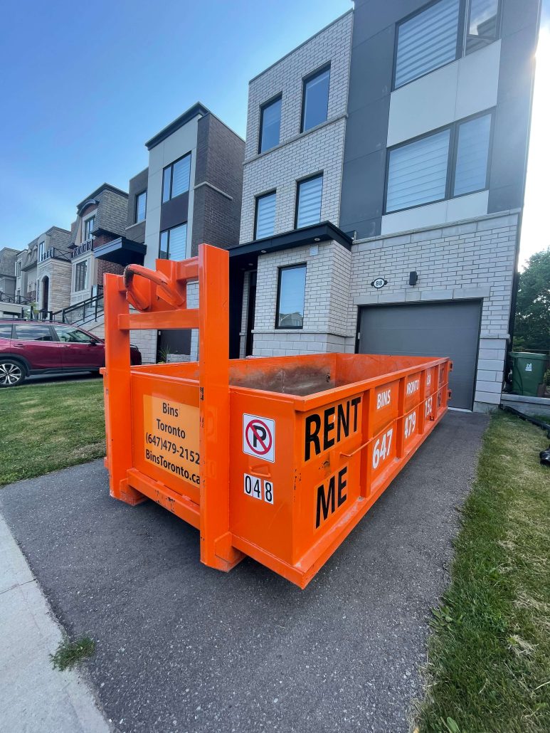 6 yard dumpster bin to rent