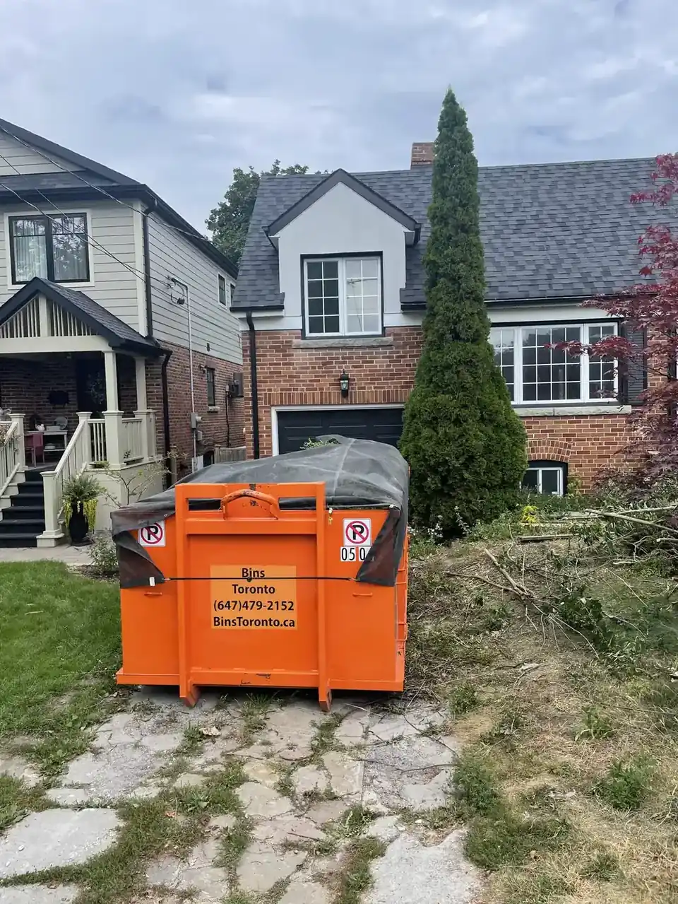 Bins Toronto bin on a North York residential driveway during a home renovation